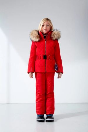 Куртка горнолыжная Poivre Blanc с иск.мехом W21-1003-JRGL/A красный в Калуге